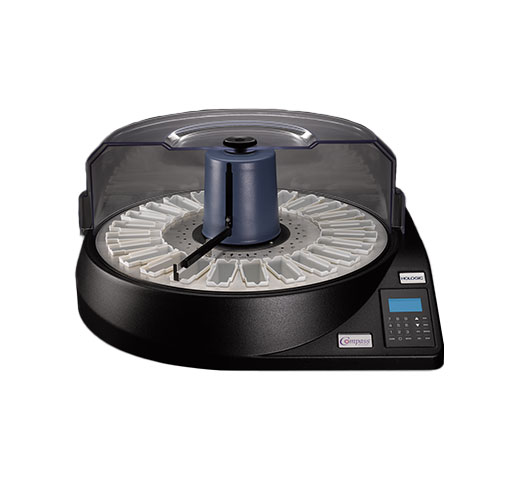 Compass™ Stainer Hologic su sfondo bianco